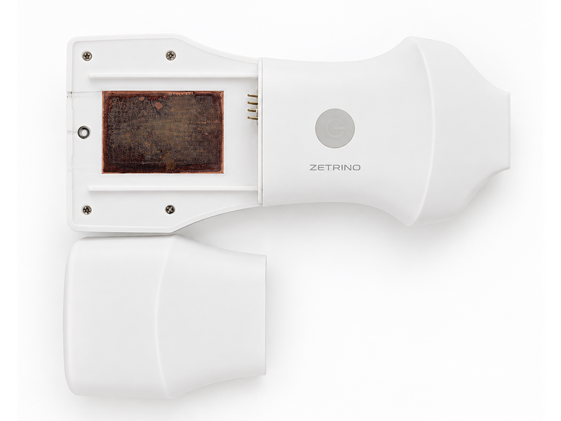 Zetrino Detail X9 with its model-specific removable battery compartment